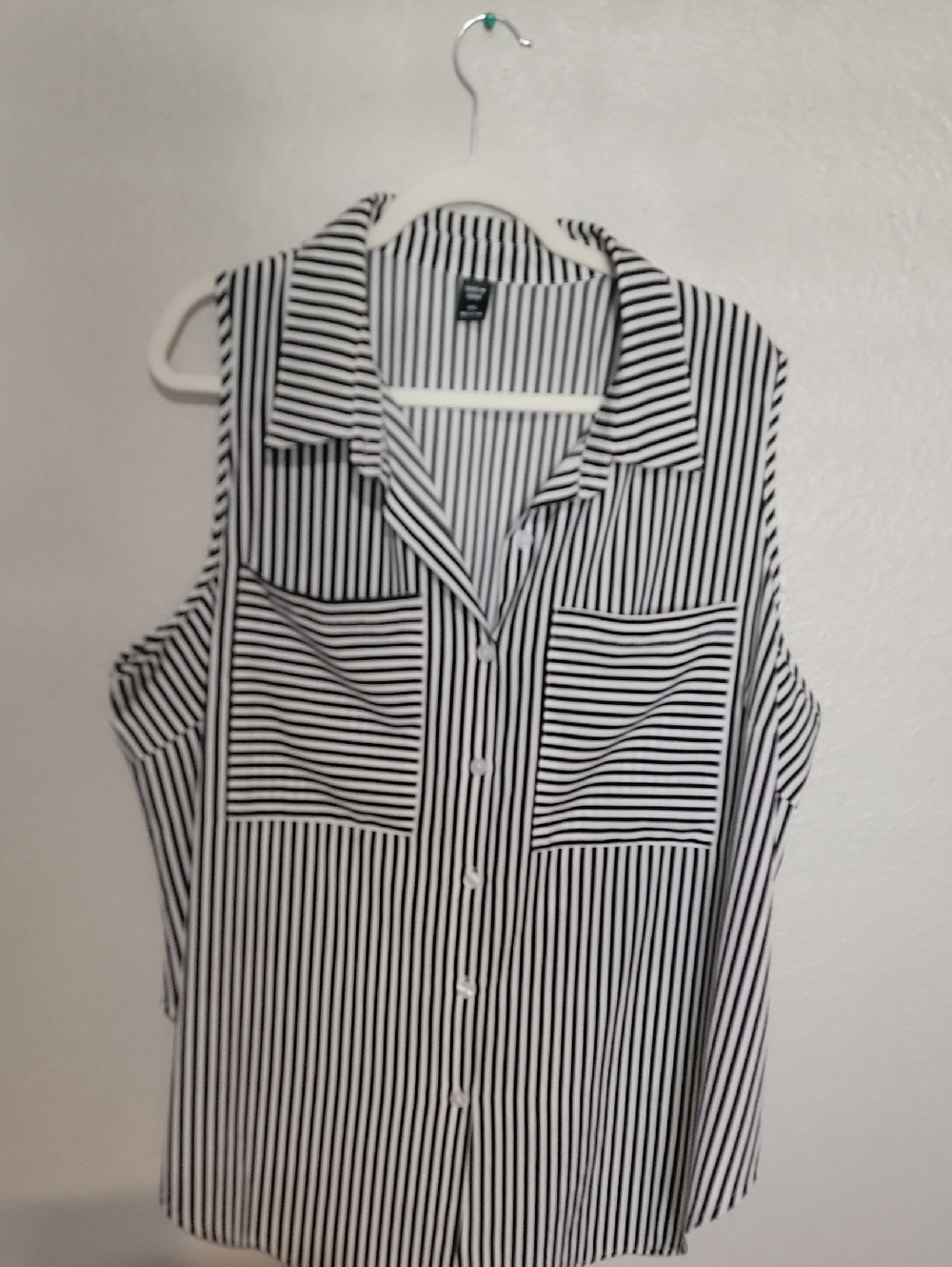 SHEIN Black and White Striped Sleeveless Button-Up Top